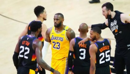 天博APP-季后赛生死战来临 詹姆斯能否再演“死亡之瞳”？